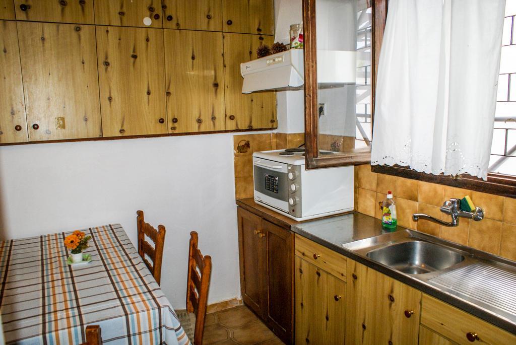 Amorani Studios Batsi Eksteriør bilde